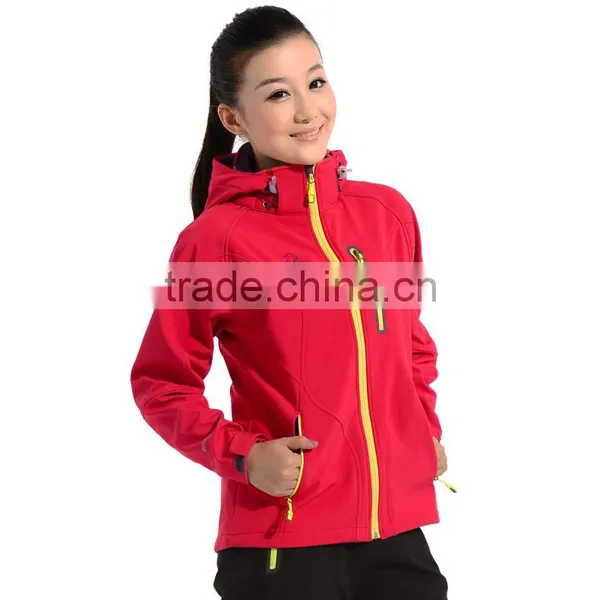 Customized Design High Quality Waterproof Woman Softshell Jackets photo-2