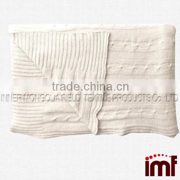 Classic Cable Knit Warm & Soft Certified Cashmere Throw Blanket photo-3