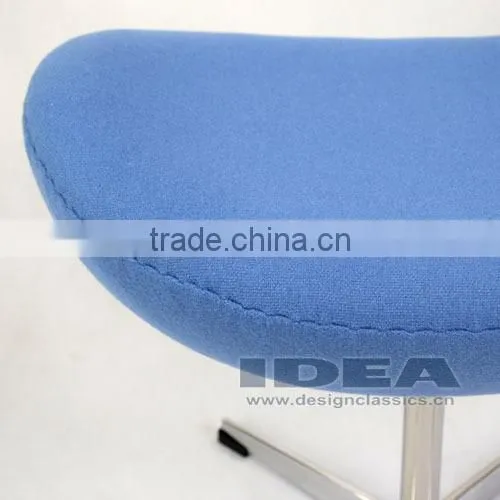Replica Arne Jacobsen Egg Ottoman - Blue Wool Fabric - Polished Aluminum Base photo-5