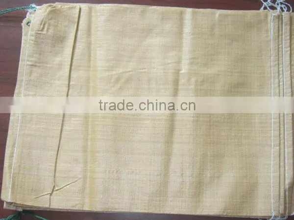 China Empty pp Woven Bag 25/50kg for Chicken Feed Animal Feed All Kinds of Vegetables,for 25kg/50kg With Gift