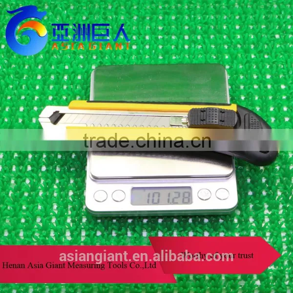 High Quality Rubber Covered Cutter Knife