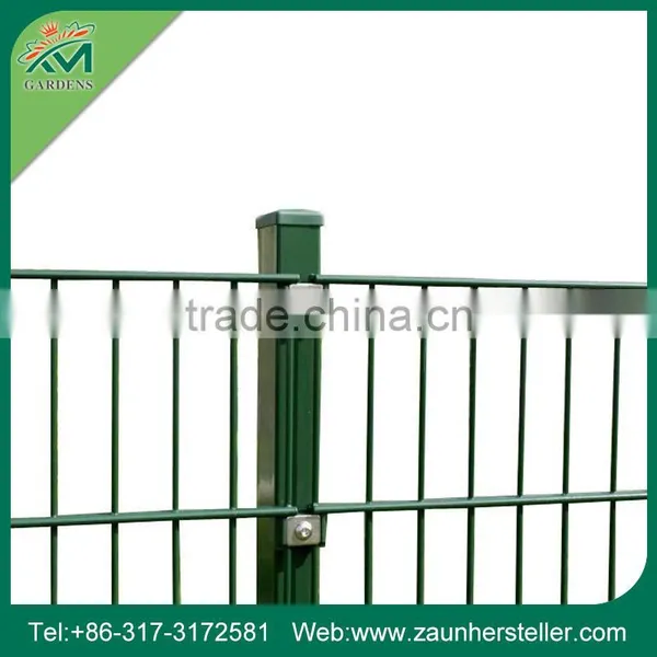 Powder Coated Soccer Field Fence photo-3
