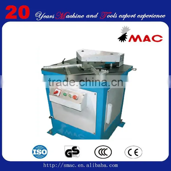 Hydraulic Corner Notcher