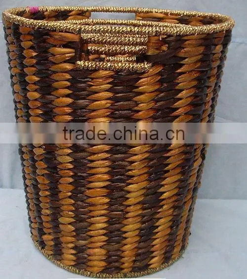 Willow Laundry Hamper