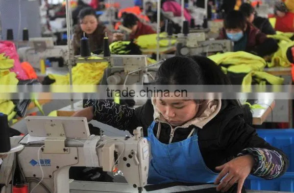 Dery Over 16year Clothing Experience as a Factory Overrun Clothing With Strict Quality Control