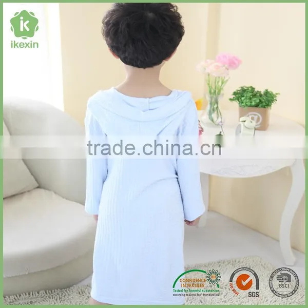 Non-Toxic Soft Warm Hemmed Flannel Wholesal Bathrobe photo-4