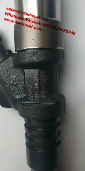 Denso Common Rail Injector 095000-1211 for Komatsu PC400-7, PC450-7 for Sale! photo-2