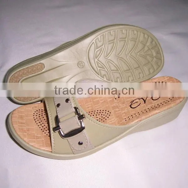 2013 Eva Kitten Heel Flip Flops From Liyoushoes