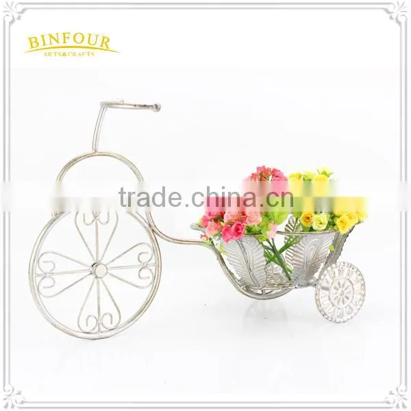 Round Planter for Home Used White Metal Flower Pots photo-4