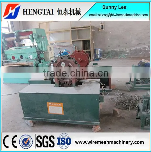 Anping Best Manufacture High Quality Fence Beautiful Grid Crimped Machine photo-3