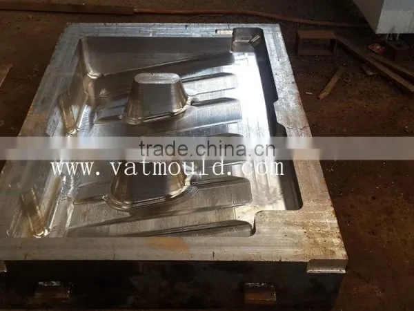 2015 High Output Large Dimension HDPE Barrier Blow Molding Road Barrier photo-3