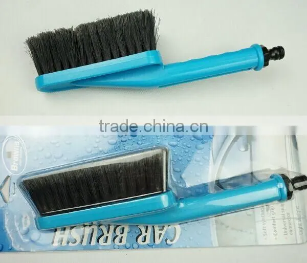 Plastic Short Handle Water Flow Through Car Wheel Wash Brushes photo-3
