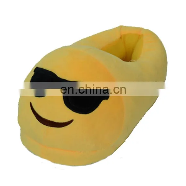 OEM&ODM Accepted Cheap Wholesale Custom Emoji Plush Keychain photo-5