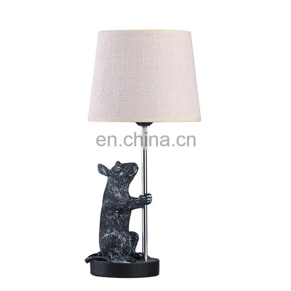 European Modern Design Iron Material Mice Shape Animal Shape Table Lamp for Hotel Home Decor photo-2