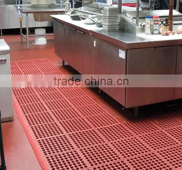Anti Silp Rubber Mat Outdoor Playground Rubber Mat photo-6