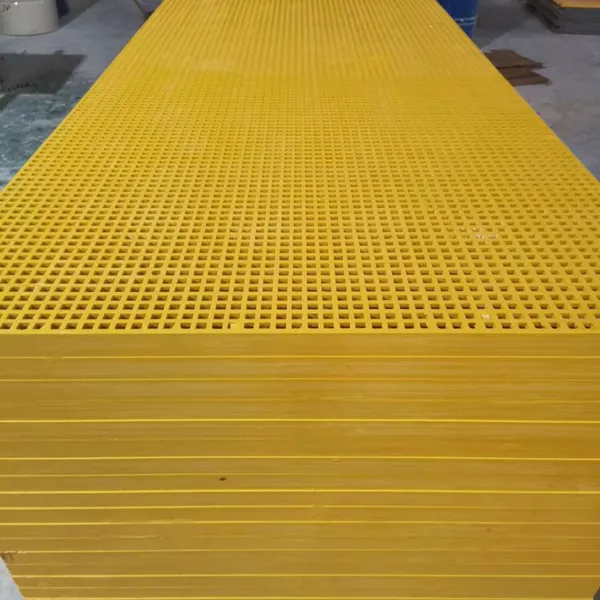 Fire Retardant Molded FRP Grating Fiberglass Panel For Harsh Corrosive Environment