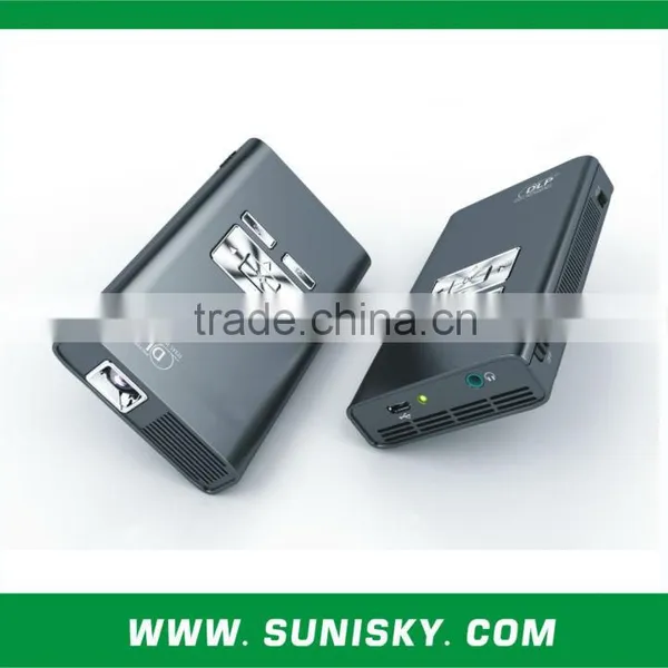 80lumen Mini Projector / Dlp Projector / WIFI Projector / Pico Projector (SMP7037)