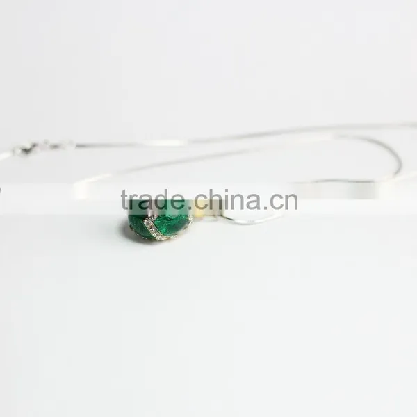 Customized Metal Green Enamel Pendant Crystal Stone photo-4
