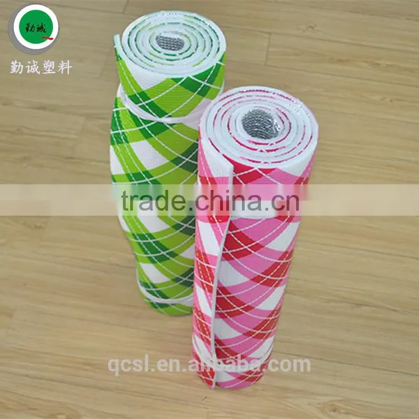 Waterproof Picnic Mat Blanket Inflatable Beach Mat Sandless Beach Mat photo-2