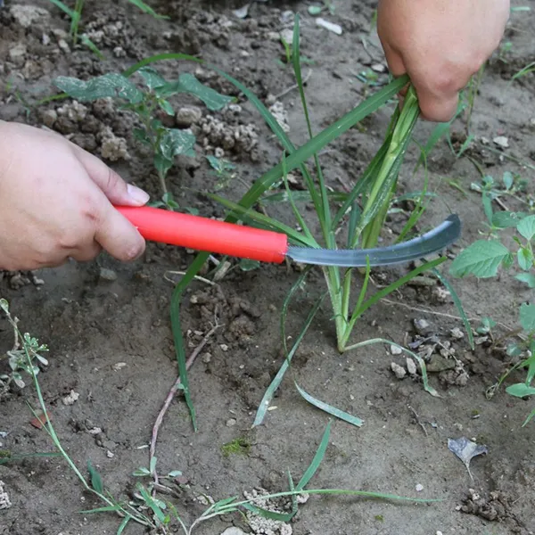 Red Handle Sickle Sharp Sickle Sickle Garden Tool With Strong Steel Blade for Weed Removal and Grass Cutting photo-3