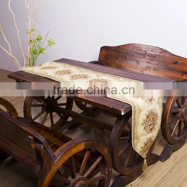 PLUS 2016 Embroidery Pattern and Knitted Technics Satins Table Runner photo-5
