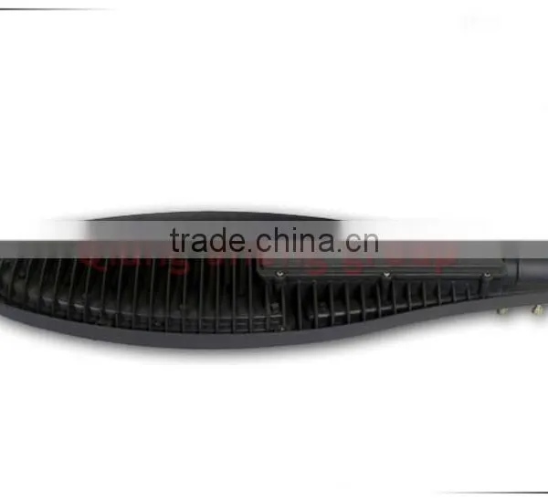 Die Casting Aluminum 100w Solar Street Light Housing Led Outdoor Raod Lighting photo-5