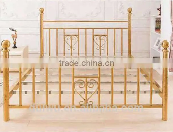 Italian Bedroom Furniture Latest Designs Hotel Metal Bed Frame photo-3