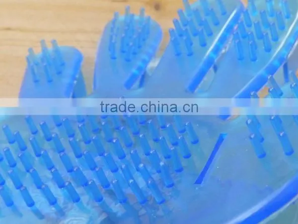 PVC Material Five Finger Soft Brush Comb for Pet Bathing photo-5
