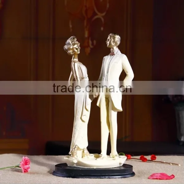 Romantic Couple Figurine Wedding Gift Box Wholesale Malaysia photo-5