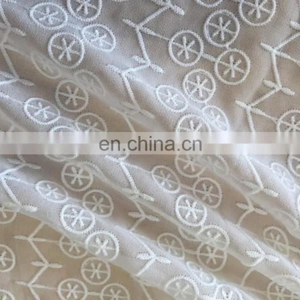 Thin Silk Slip Lace Embroidery Fabric for Ladies Fashion Dresses photo-3