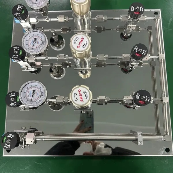 Compact Pressure Reducing Valve With Flanged Connections DN15-DN50 photo-3