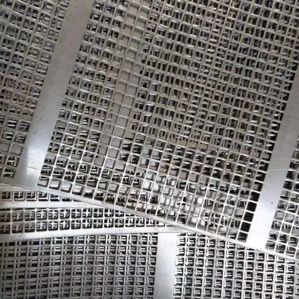 Aluminum Punching Hole Perforated Metal With Powder Coated Surface