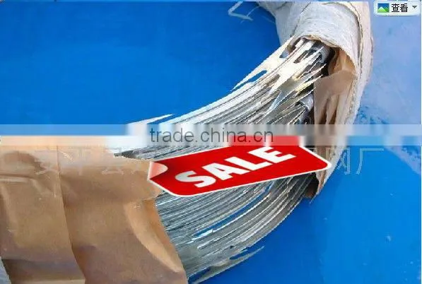Cheap Galvanized Razor Wire Razor Barbed Wire BTO-22 30 CBT-60 65 photo-3