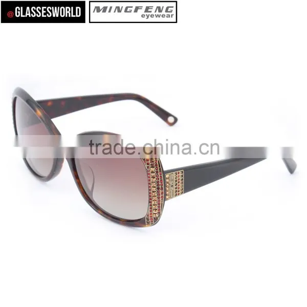 OEM 2015 Luxury UV400 Designer CE Fashionable Women Sunglasses Cool Wholesale in China Factory photo-2