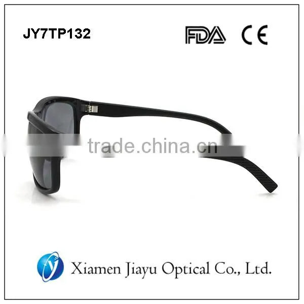 Factory Wholesale Cheap Polarized Sunglasses for Men photo-3