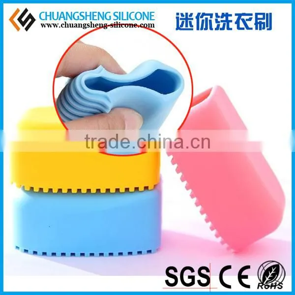 2016 Most Popular Wholesale Anti-damage Clothes Soft Silicone Mini Washing Brush photo-5