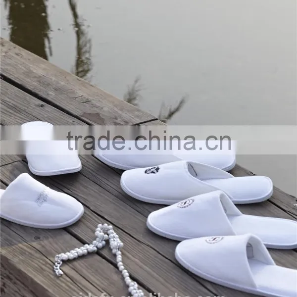 Custom Wholesale Disposable Velvet Hotel Slippers photo-4