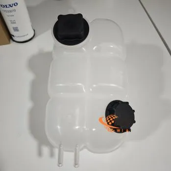 1674083 8696268 Plastic Coolant Expansion Tank photo-2