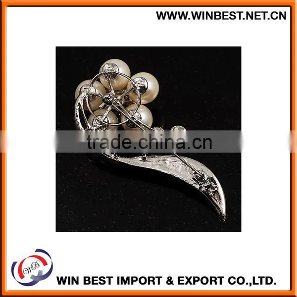 China Supplier Vintage Rhinestone Brooch photo-3