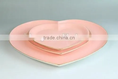 China Manufacturer Plate, Heart Shaped Porcelain Plate, Ceramic Red Plate for Valentine photo-3