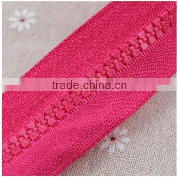 Fashion High Quality Plastic Zipper in Shenzhen photo-2