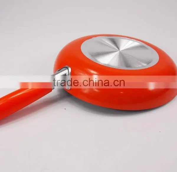 High Quality Orange 16/18/20/22CM Die Casting Aluminum Cookware Set With Glass Lid photo-4