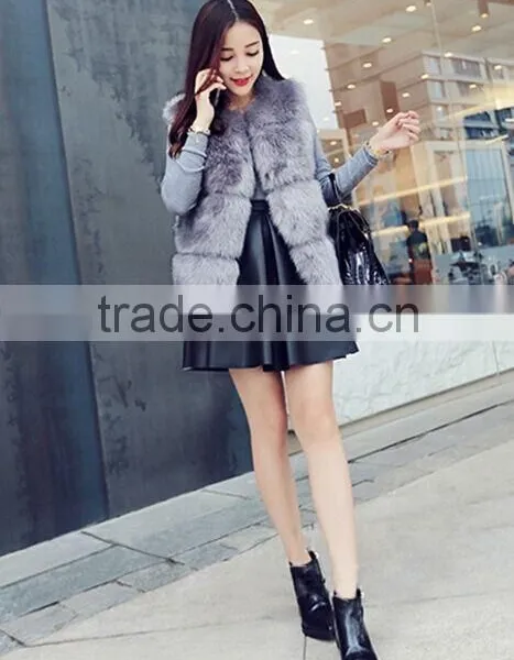 Fashion Woman Fox Fur Vest Without Collar photo-2