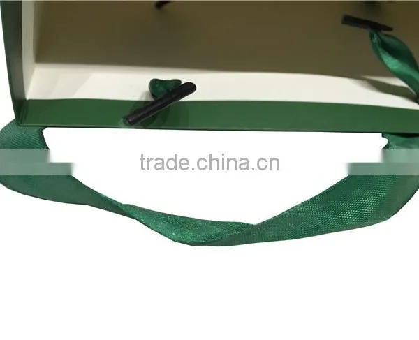 China Gift Paper Bag Manufactures Christmas Paper Package Bag photo-6