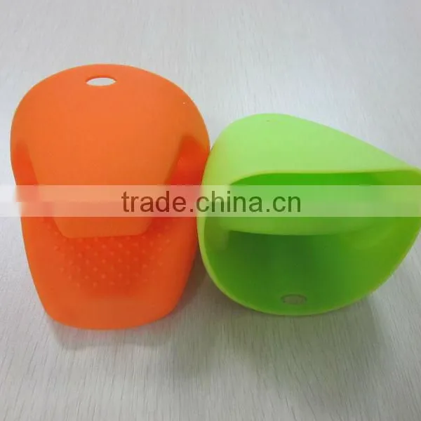 2014 Latest Design100% Food Grade Silicone Oven Mitt Glove