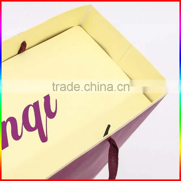 Promotional Lovely Paper Gift Bag for Wedding Gifts photo-5