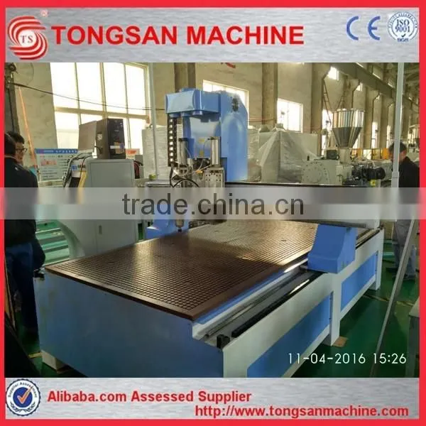 Automatic CNC wood/plywood engraving embossing carving machine