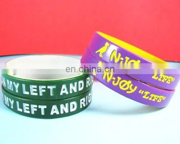 Customized One Heart Silicone Wristband With Metal Clip and Laser Logo photo-5