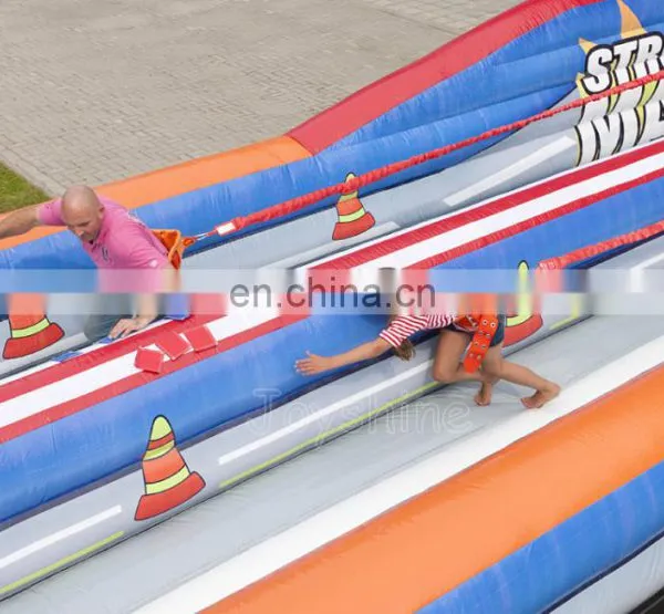 Strong Man Themed Bungee Run Jeu Gonflable Inflatable Wipeout Game photo-3