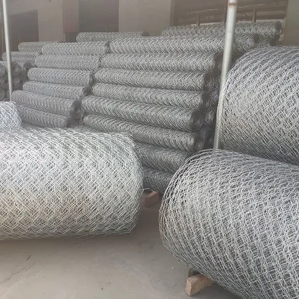 Durable Hexagonal Wire Mesh Netting With Hexagon Holes for Poultry Farming photo-5
